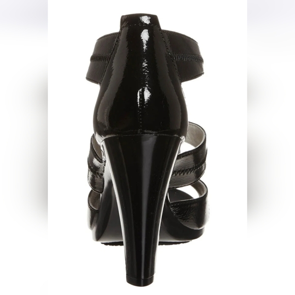 Michael Kors Black Berkley Patent Leather Sandals Size 10M.Like new cond… - Picture 3 of 12